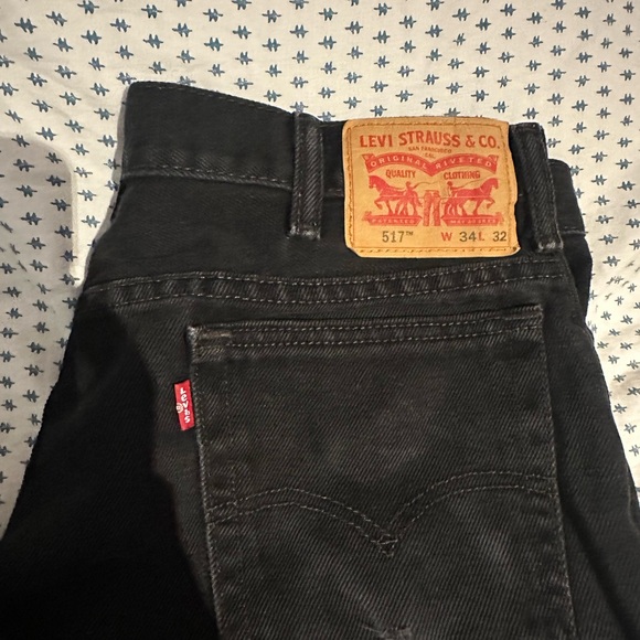 Black Levi’s jeans - Picture 1 of 8